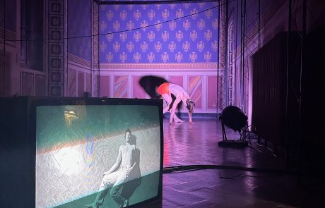 THEM – Immagine movimento THEM - Immagine movimento